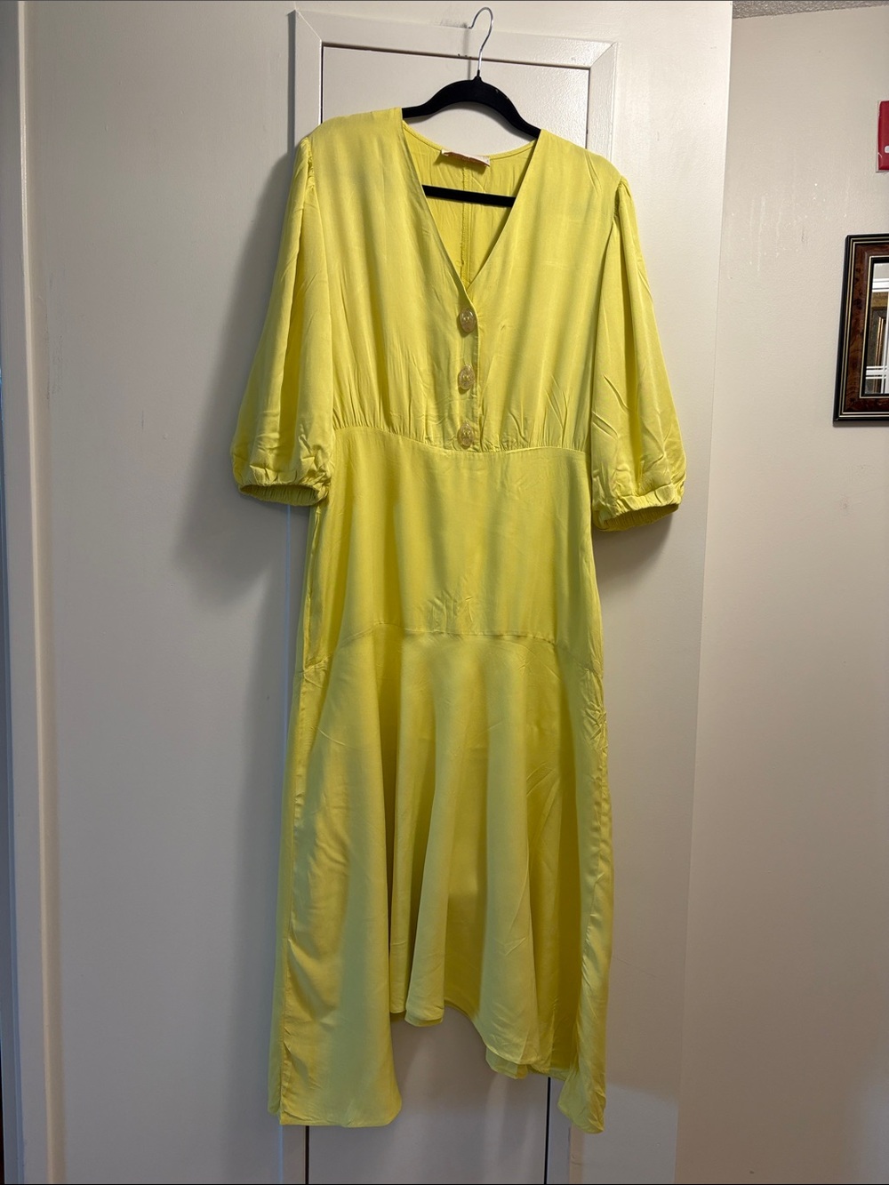 Maria Valentina Women's Yellow Midi V-Neck Button Dress
